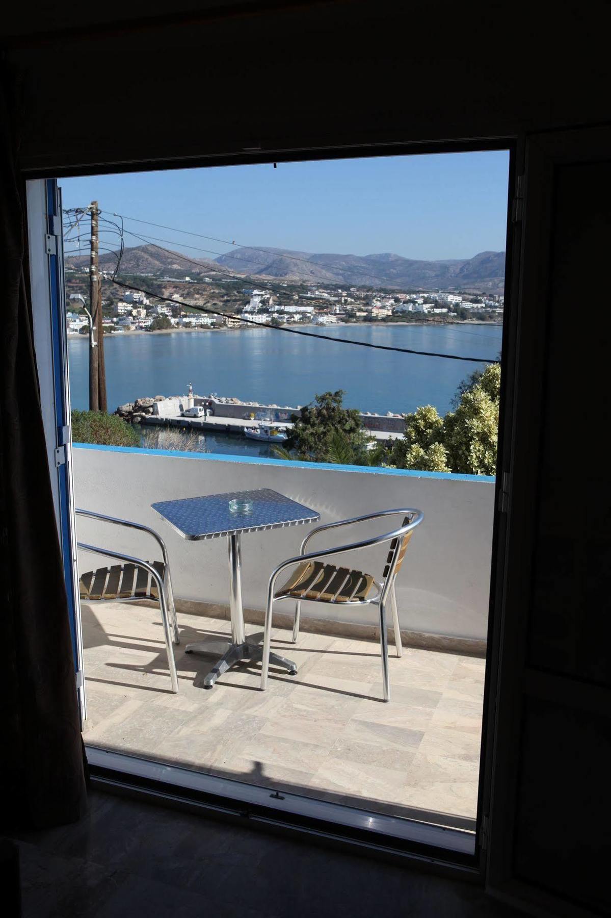 Cretasun Apartments Makrýgialos Esterno foto