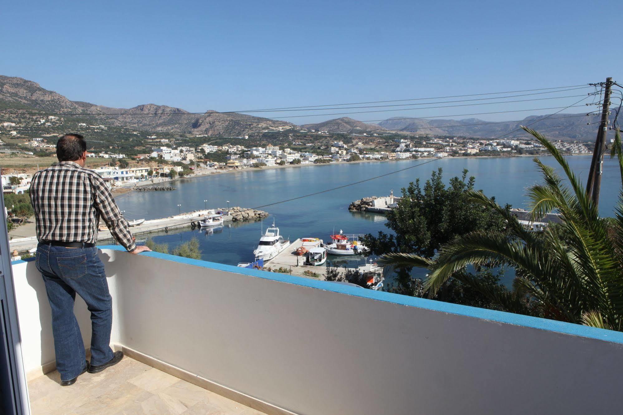 Cretasun Apartments Makrýgialos Esterno foto